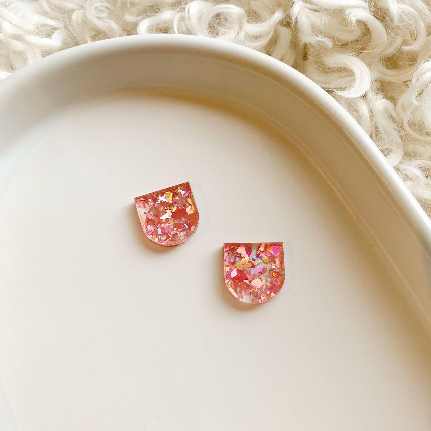 Inverted Bunting Pair of 15mm Blanks with 1 Hole