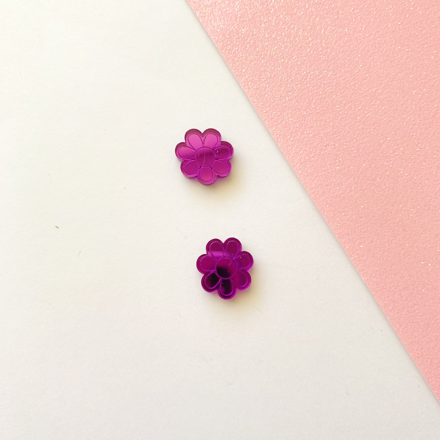 7 Petal Flower 15mm Engraved Studs