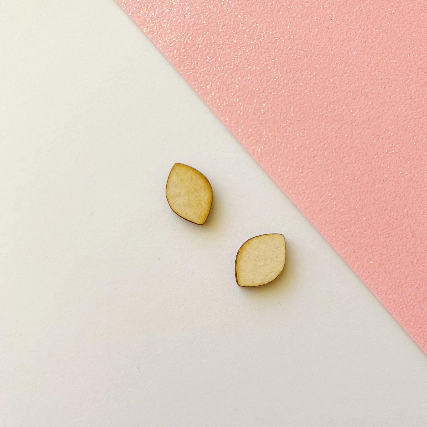Pair of Cat's Eye 15mm Stud Blanks