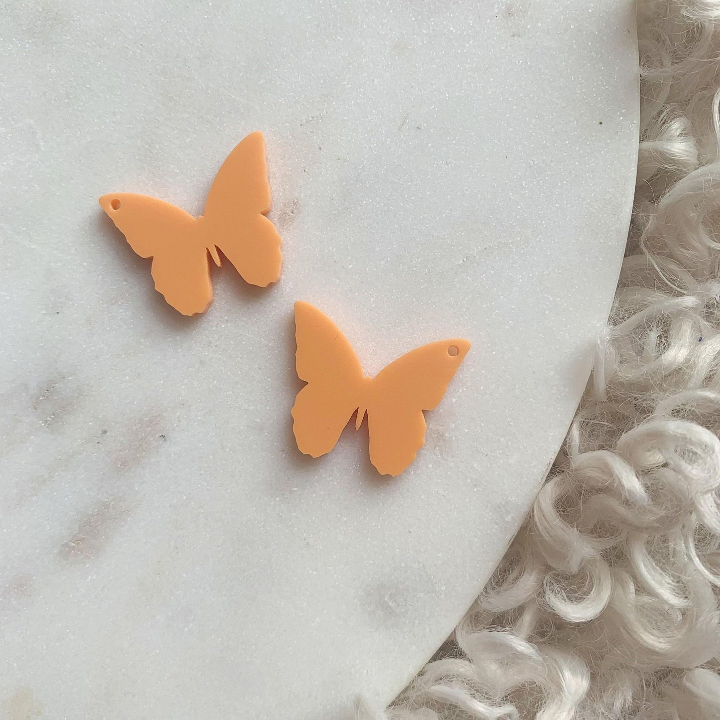 Flutter Pair of Dangle Blanks