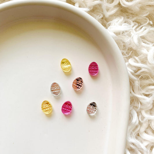 Engraved Zig Zag Easter Egg 10mm Stud - Pair of Blanks