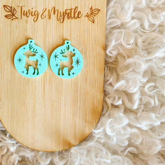 Retro Reindeer with Stars Bauble Dangle