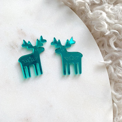 Scandi Star Engraved Reindeer Dangles