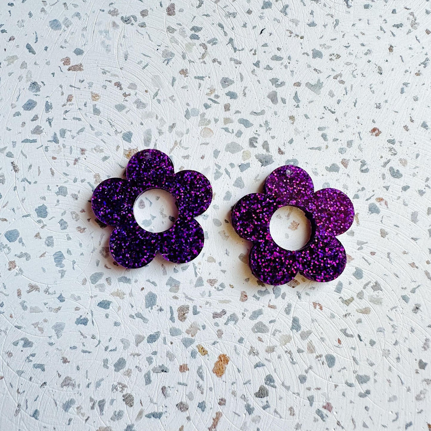 Retro Flower 30mm Dangles