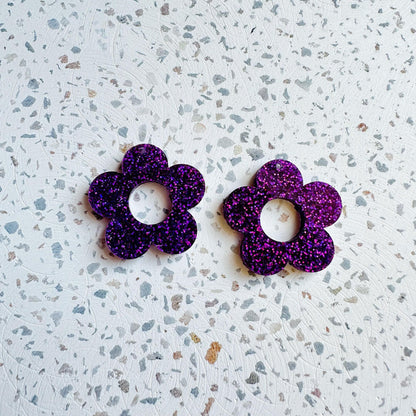 Retro Flower 30mm Dangles